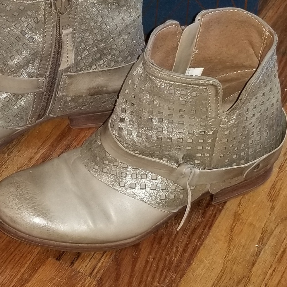 Miz Mooz Silver and Gray Perforated Ankle Boots - Picture 2 of 7